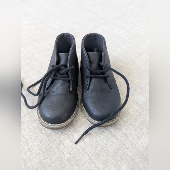 Children's Place Lace-up Boots - Picture 2 of 2